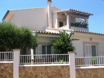 Haus in Cala Llombarts