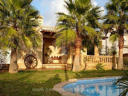 Villa in Bahia Azul