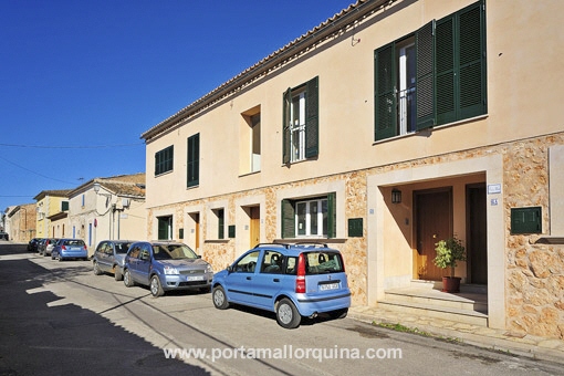 Haus in Pina