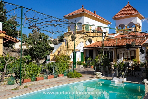 Ansicht der Villa vom Pool
