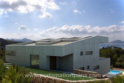 Ansicht der minimalistischen Villa