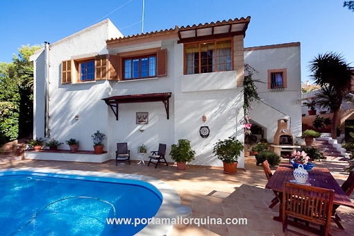 Villa in Costa de la Calma zum Kauf