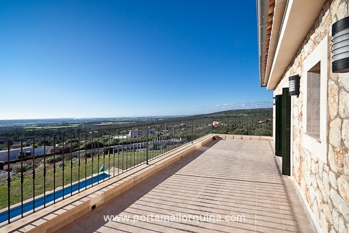 Terrasse mit traumhaftem Blick