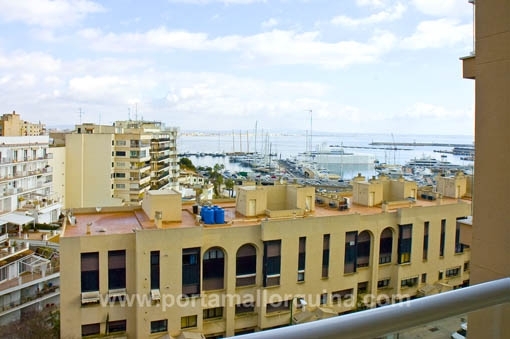 Blick auf den Hafen