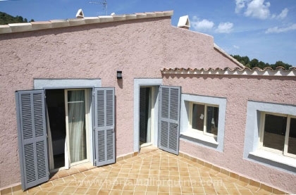 Gro&szlig;e Dachterrasse
