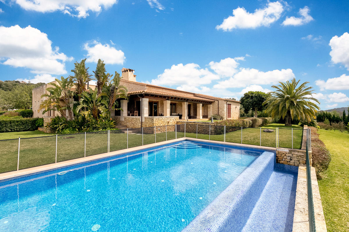 Beeindruckende zweistöckige Villa in Manacor