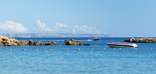 Mittelmeer bei Puerto Portals auf Mallorca