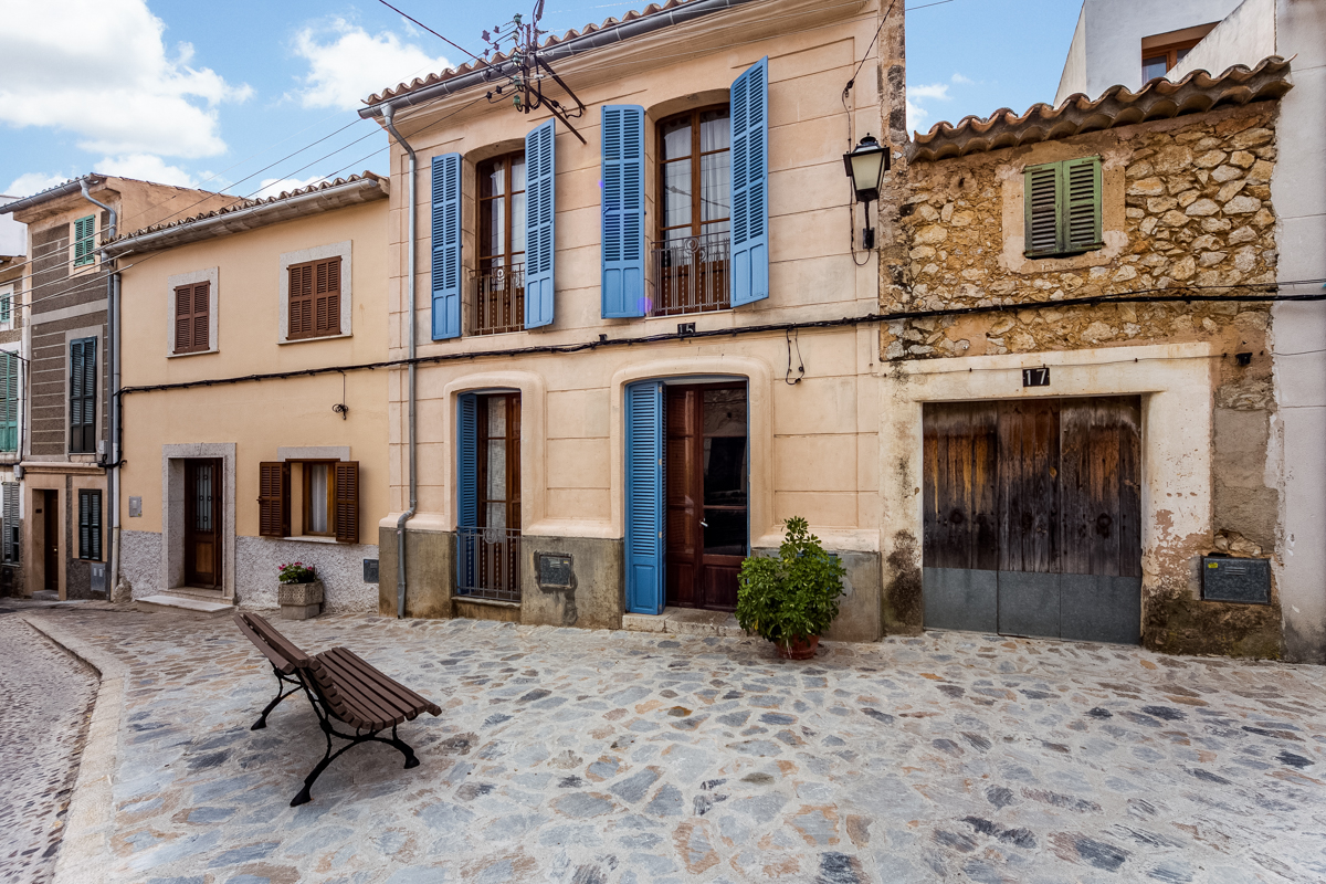 Renoviertes Haus in Alaró mit grosser Terrasse und Weitblick