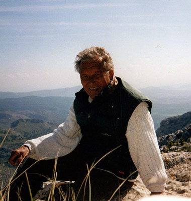 Author Dr. Wolfgang Hierl on the Alaró.