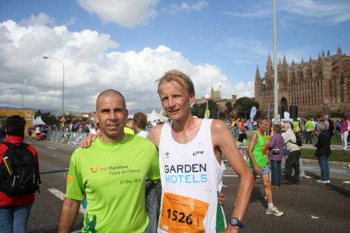 John van Eenennaam mit Porta Mallorquina Kollege Stephan Hoffmann auf dem TUI Marathon 2012