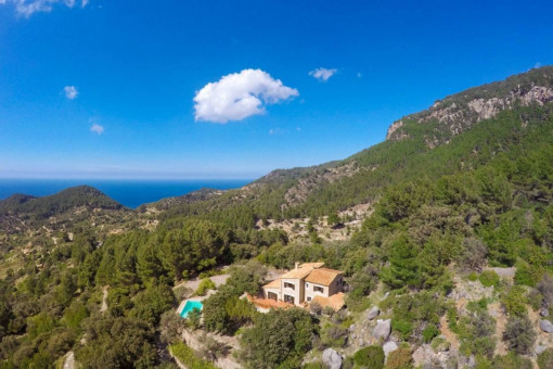 Klassische Finca mit Meerblick mit absolute Ruhe in den Bergen von Estellencs