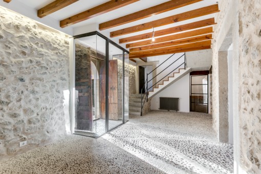 Großes, wunderschön renoviertes Haus in Selva mit Pool, Garage und