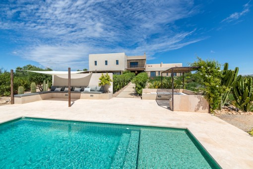 Designer-Landhaus mit Traumblick und Lizenz zur Ferienvermietung in Ses Salines