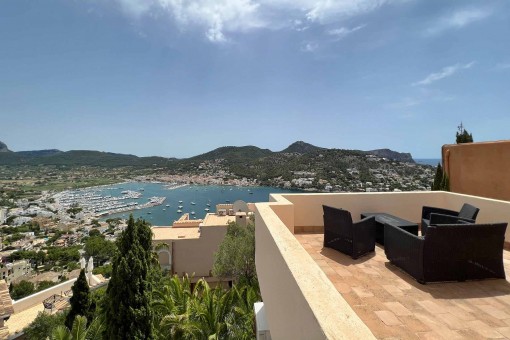 Penthouse mit eindrucksvollem Panoramameerblick in Port Andratx