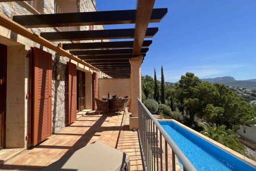 Wunderschönes Duplex Apartment mit Pool und Meerblick in Port Andratx