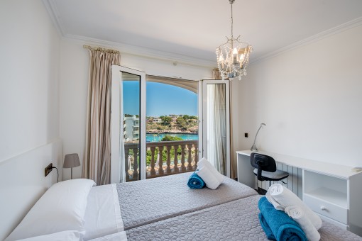 Schlafzimmer mit Meerblick