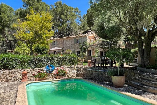 Idyllische Landfinca mit Pool und Garten in S'Arraco, Andratx