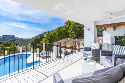 Überdachte Terrasse