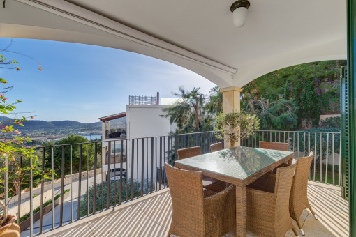 Überdachte Terrasse