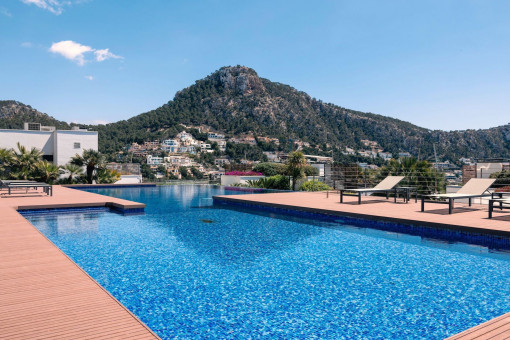Modernes Gartenapartment in Port Andratx mit wunderschönen Blicken über die Cala Llamp