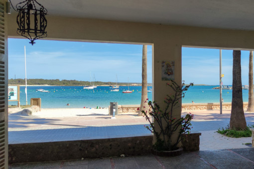 Traditionelles Haus in Bestlage, wenige Schritte vom Sandstrand von Colonia St. Jordi entfernt