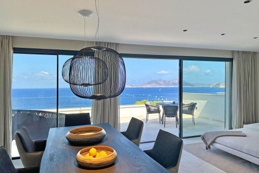 Luxusreihenhaus in erster Meereslinie in Puerto de Andratx