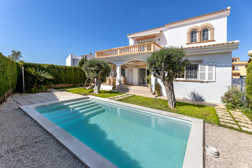 Erstklassige, moderne Villa in Sa Torre