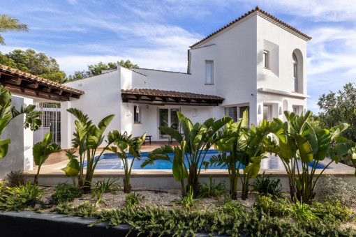 Exquisite Villa im Otzoup-Stil, nur wenige Minuten vom Meer entfernt in Santa Ponsa