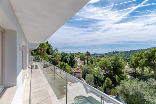 Exklusive Villa mit einzigartigem Blick über die Golfanlage, Berglandschaft und das Meer in Son Vida