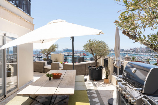 Exklusives Penthouse mit magischem Blick und sensationeller Terrasse im Herzen von Santa Catalina