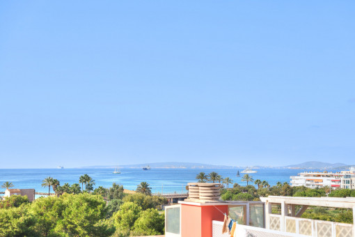 Private Dachterrasse mit Meerblick