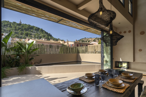 Neubau Townhouse im Loft-Style mit privater Meerblick Dachterrasse und Pool in Génova