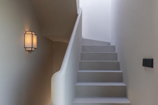 Treppe ins Obergeschoss