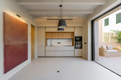 Wohnbereich mit angrenzender Terrasse