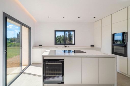 Küche mit Kochinsel