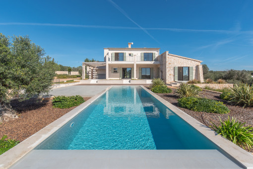 Erstklassige Neubaufinca