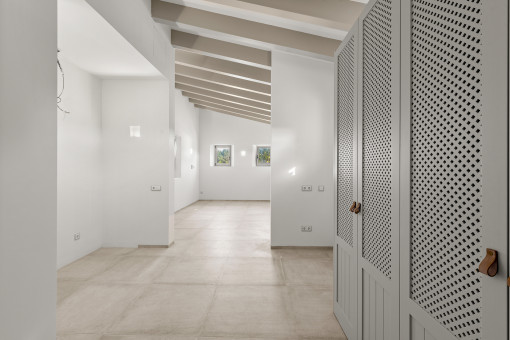 Ankleidebereich Hauptschlafzimmer