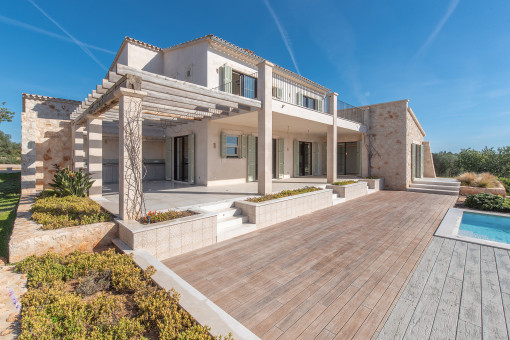 Großzügige Terrassen