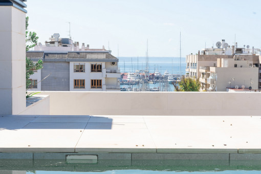 Idyllische Aussicht auf den Hafen 