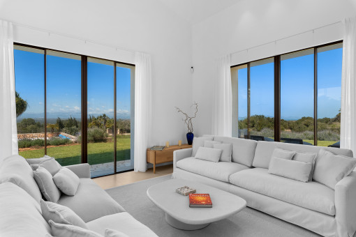 Hochwertige Architektur eingebettet in die Natur