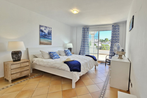 Schlafzimmer alle mit Ausgang zum Balkon