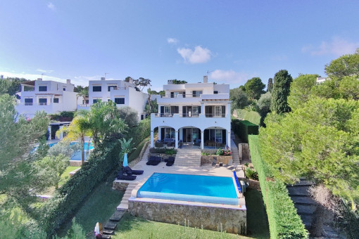Exklusive Villa in erster Meereslinie mit Ferienvermietungslizenz nahe Cala Gran