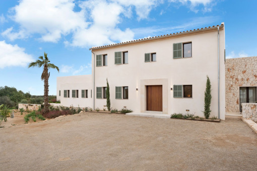 Frontansicht der Finca