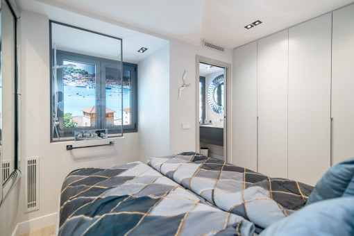 Schlafzimmer mit en suite Badezimmer 