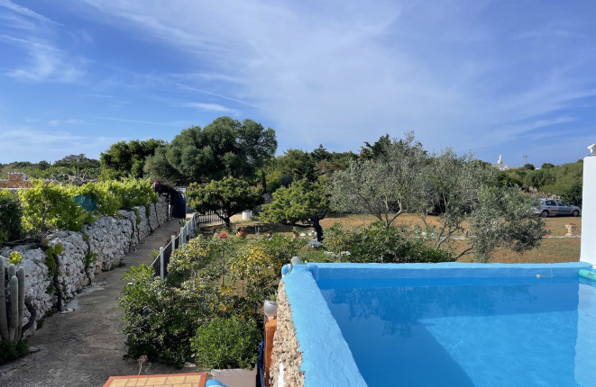 Wunderschönes kleines Landhaus mit Pool und ruhigem Grundstück versichert Südosten Menorca in der Nähe von Stränden
