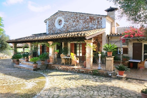 Landestypische Finca mit viel Flair in Muro