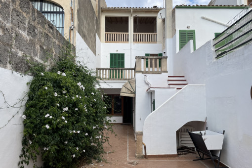 Nettes Stadthaus mit viel Terrassenfläche in Llucmajors Fußgängerzone