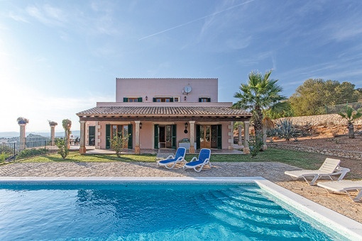 Tolle Finca mit Blick über Mallorca in Son Macia