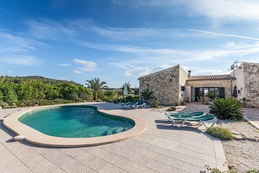 107142 finca porreres poolbereich garten