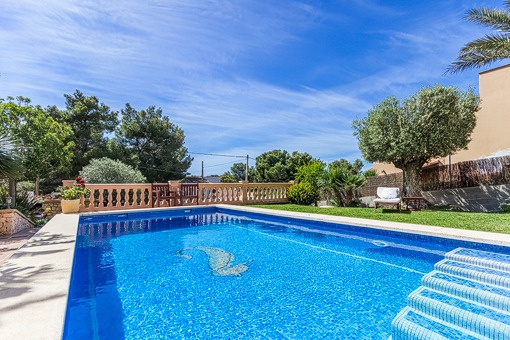 Sehr schönes Haus in ruhiger Gegend von Santa Ponsa zum Kauf